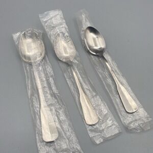 Oneida Colonial Artistry 2 Teaspoons 1 Place Spoon Stainless Flatware 3pcs